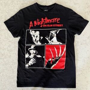 Graphic A Nightmare On Elm Street Pulp T-Shirt _ Size Small